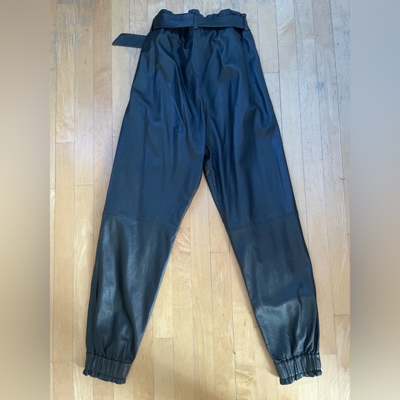 MUNTHE talca pant in black size 38, 6 or 8. There is a small scratch on the back - Picture 4 of 5